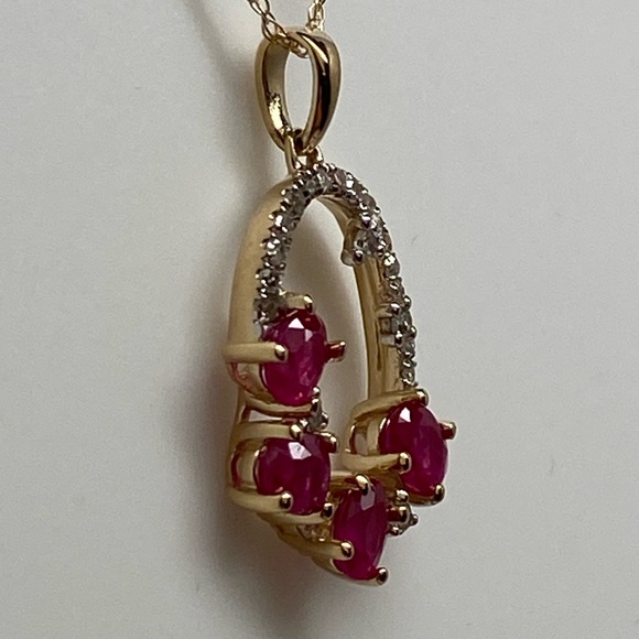 10K Yellow Gold Ruby and Diamond Cluster Pendant with Chain Natural Gemstones - Picture 9 of 16